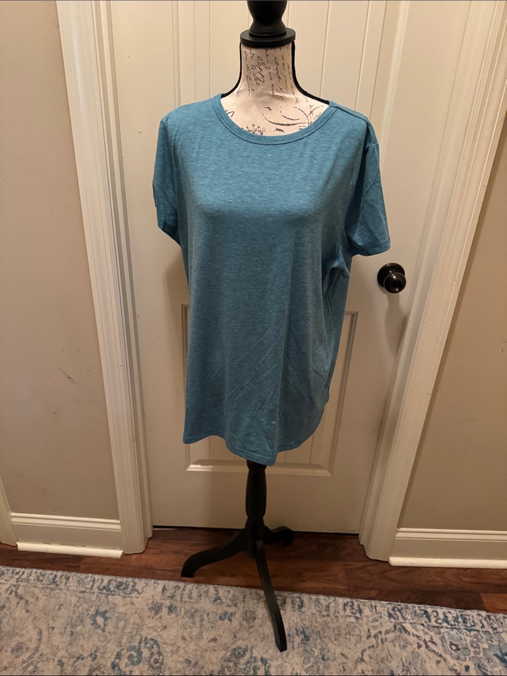 Everyday Relaxed Crewneck Tee in Teal Blue